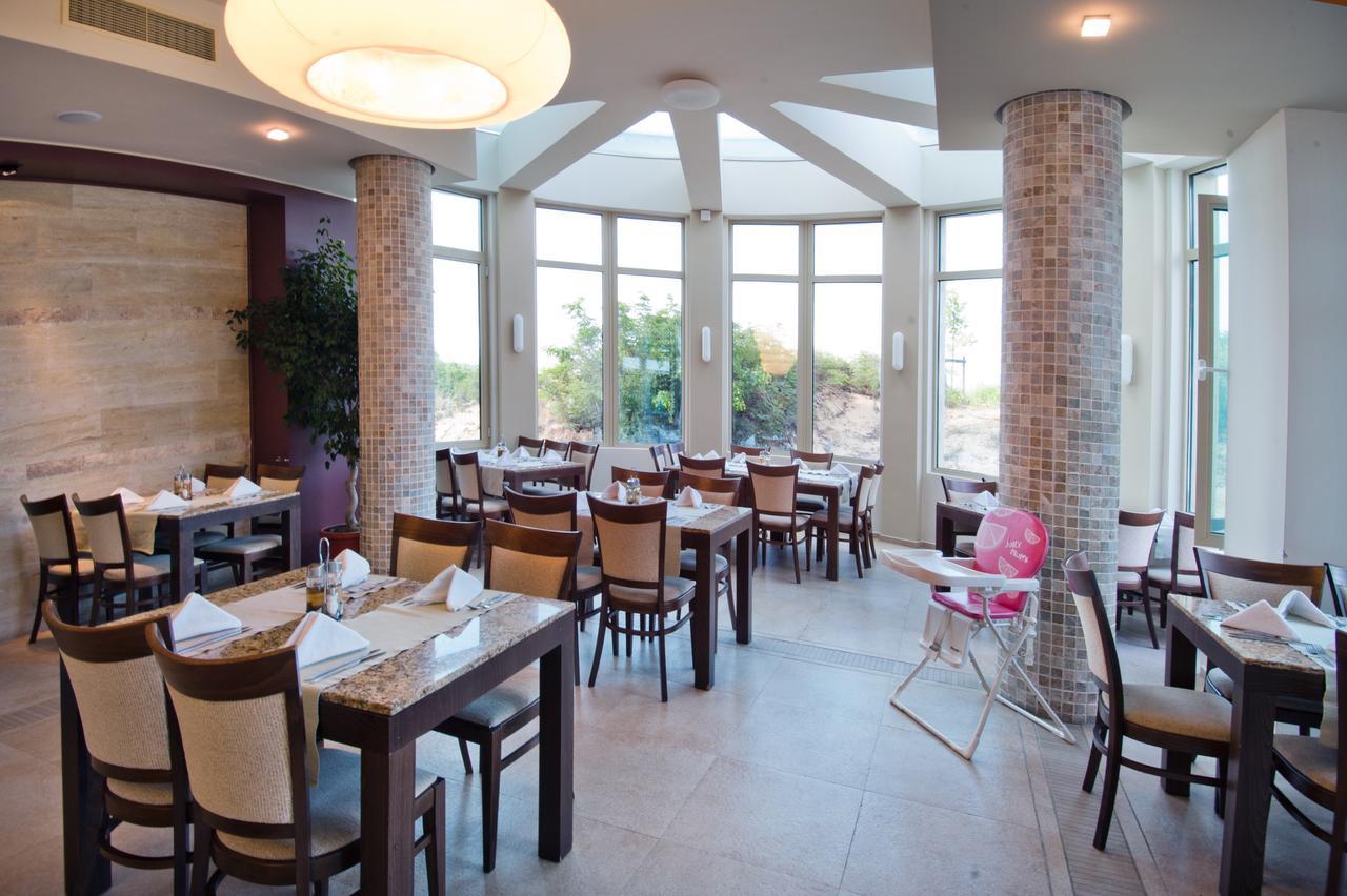 Jeravi Club Hotel بريمورسكو المظهر الخارجي الصورة
